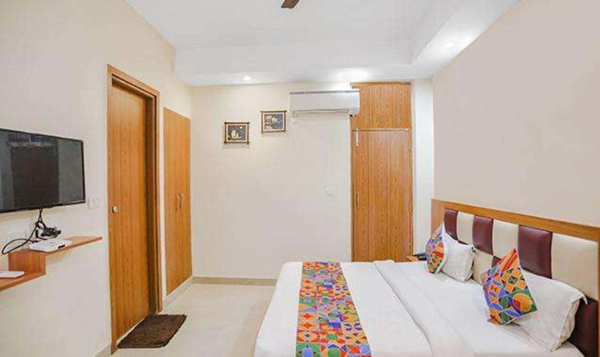 Fabhotel Royal Stay I Greater Noida Exterior photo