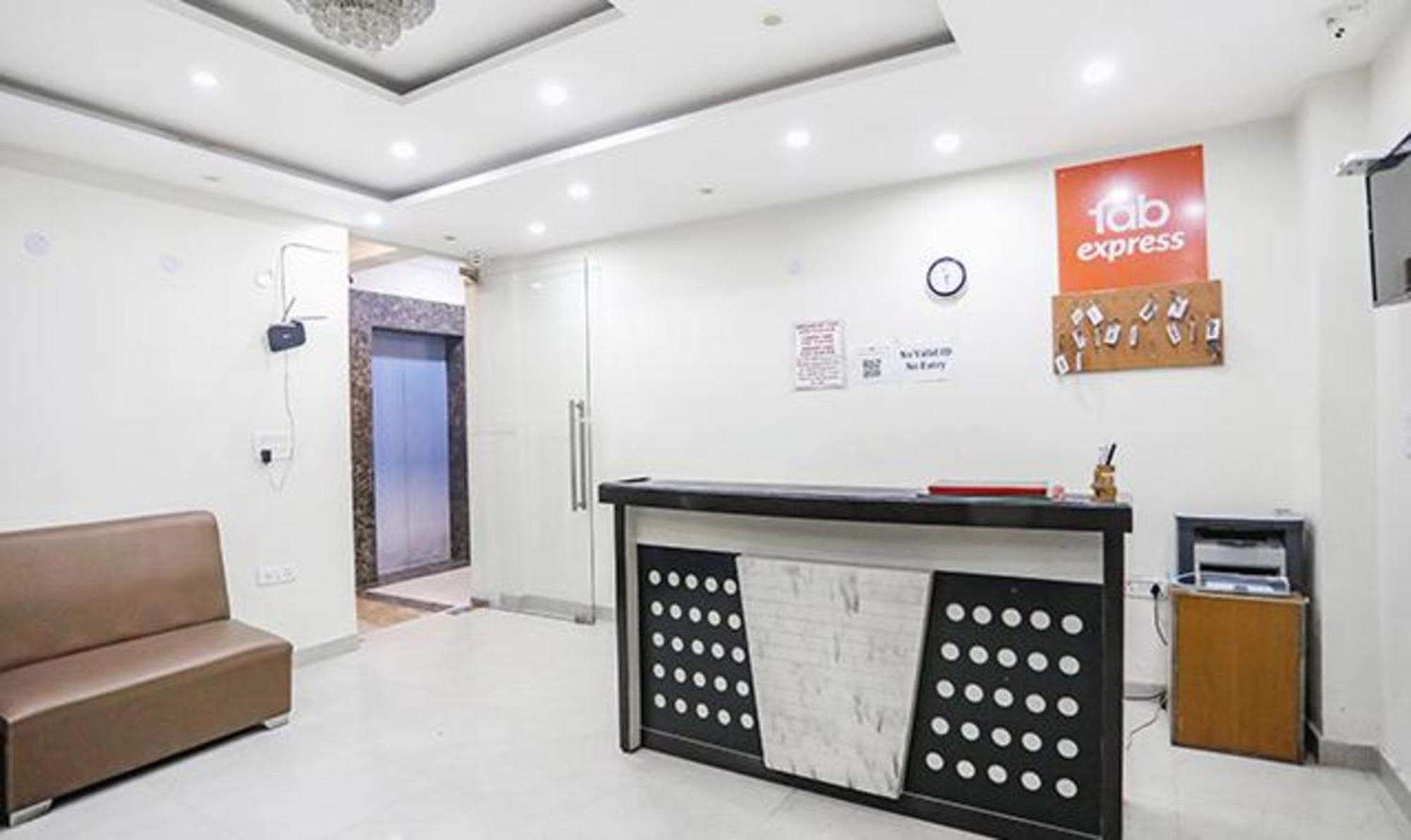 Fabhotel Royal Stay I Greater Noida Exterior photo