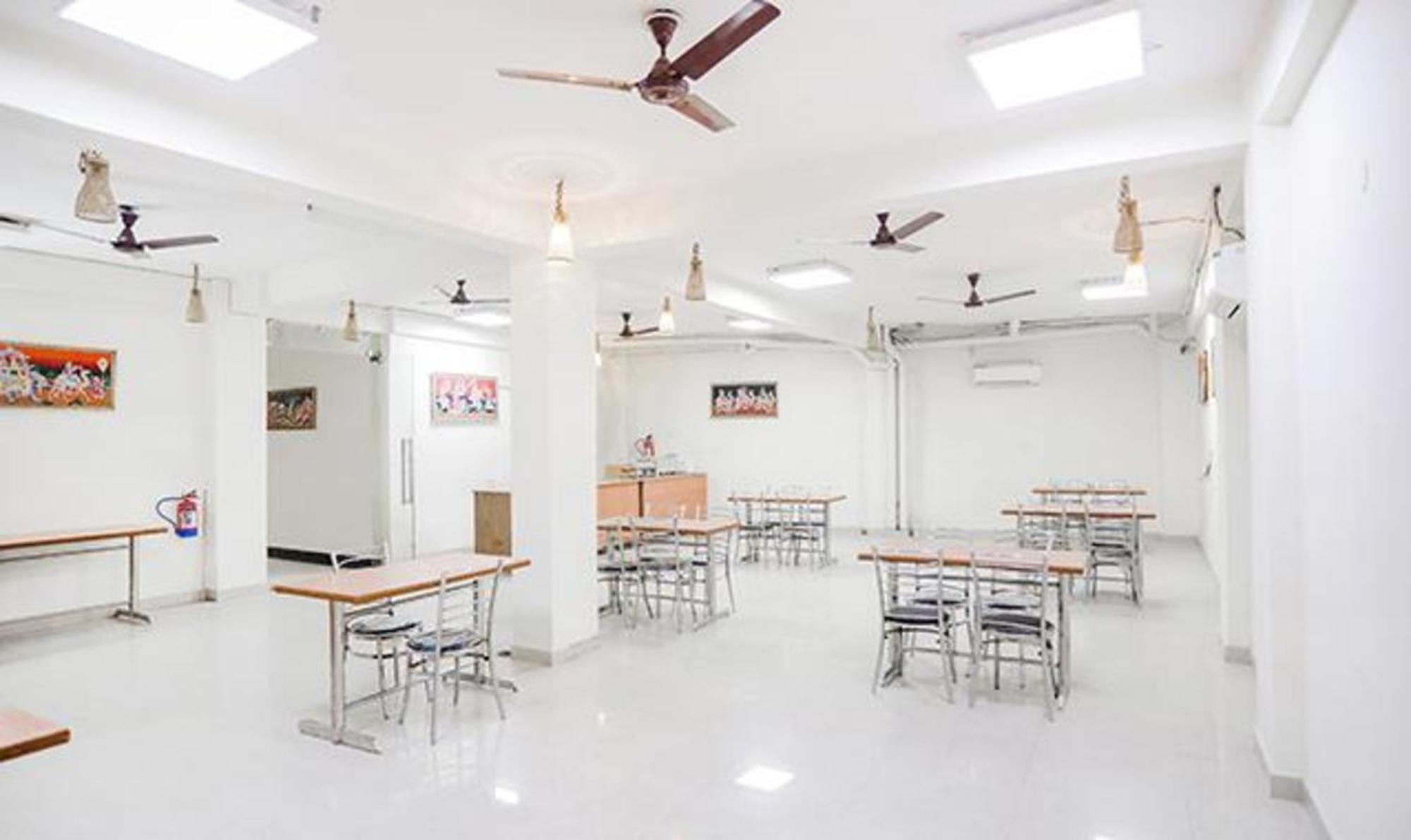 Fabhotel Royal Stay I Greater Noida Exterior photo