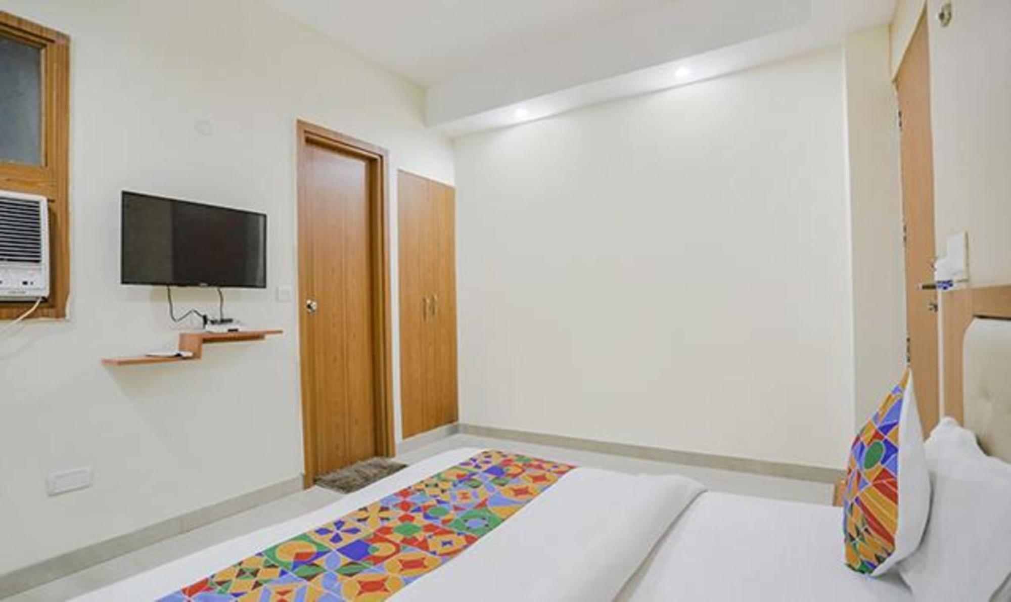 Fabhotel Royal Stay I Greater Noida Exterior photo