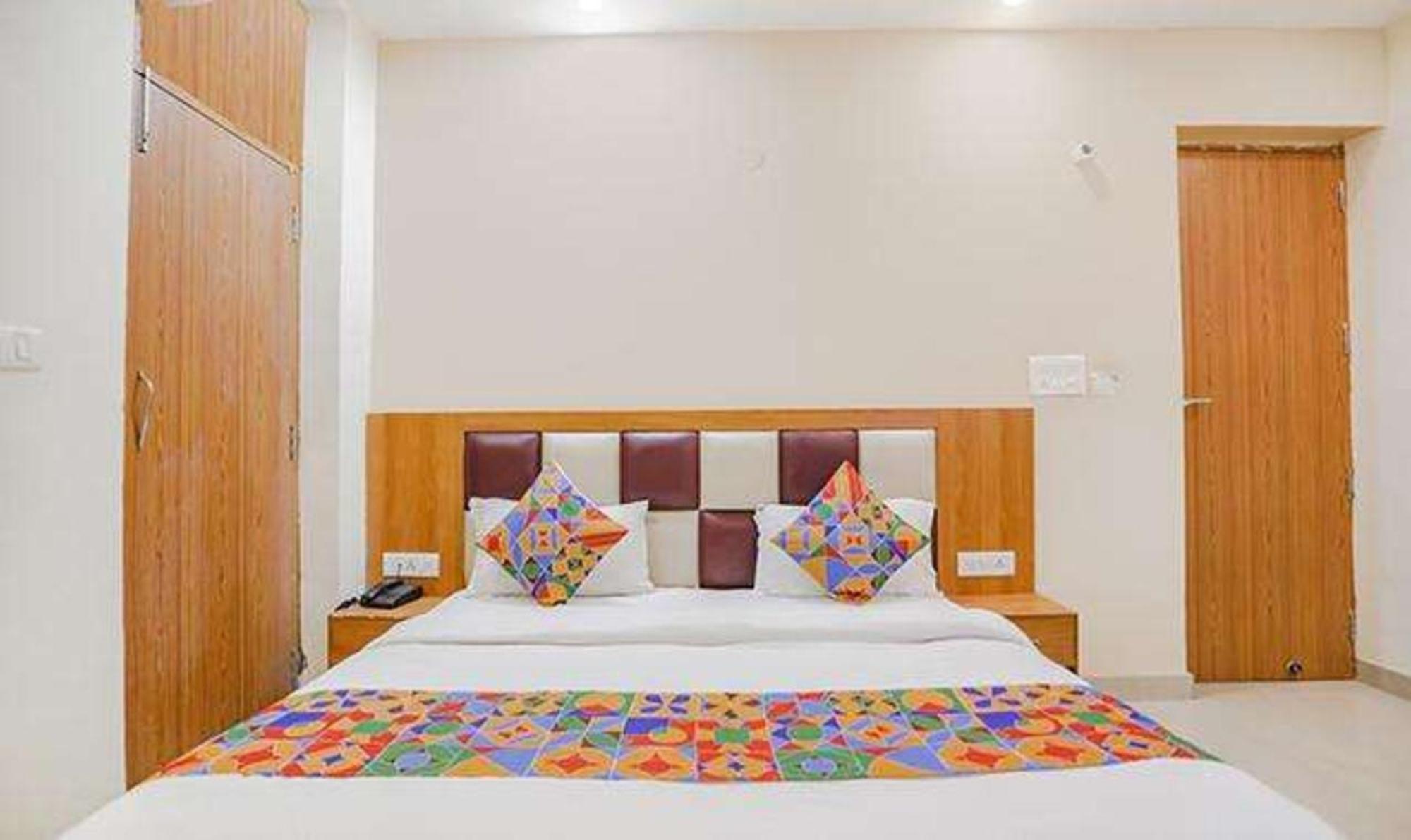 Fabhotel Royal Stay I Greater Noida Exterior photo