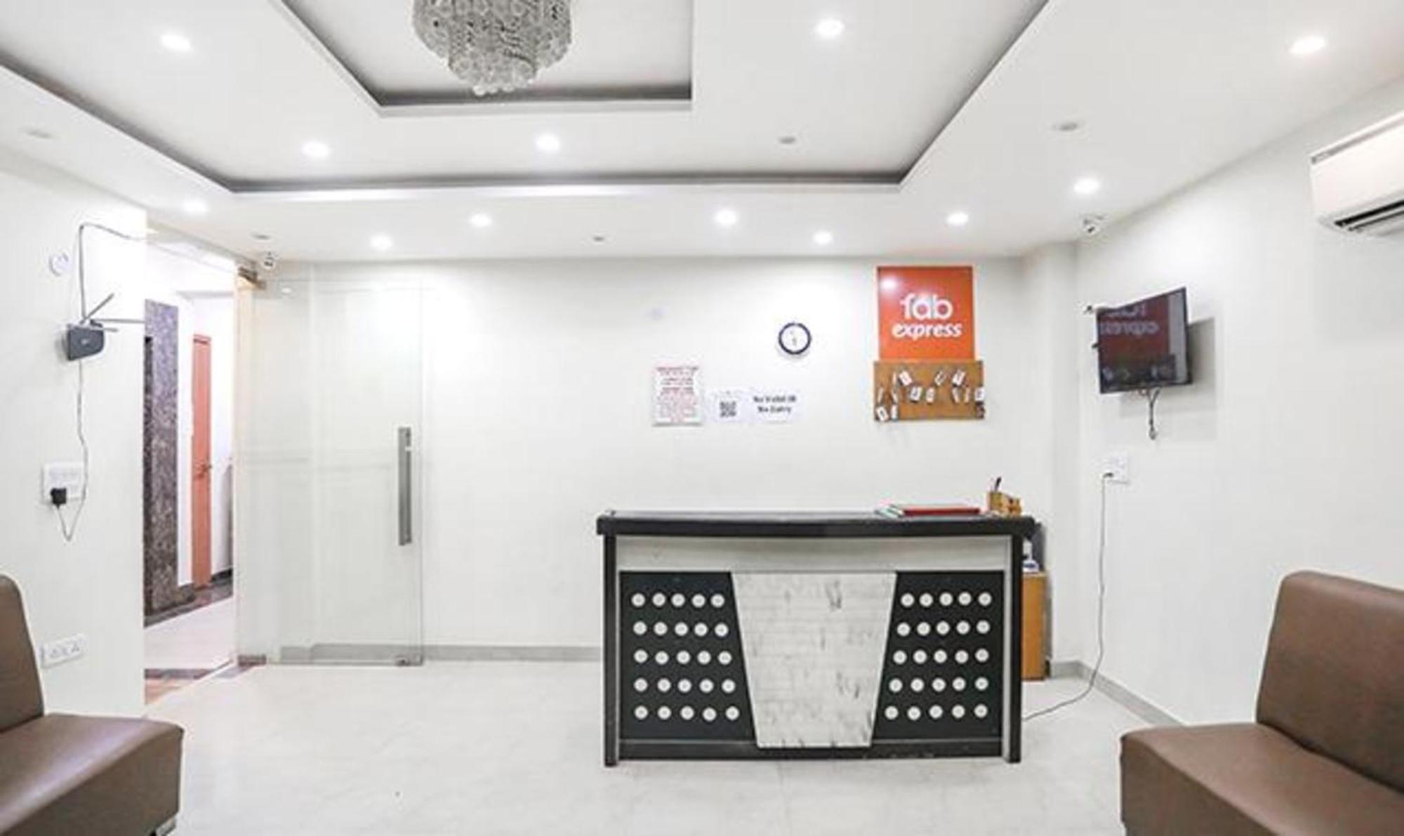 Fabhotel Royal Stay I Greater Noida Exterior photo