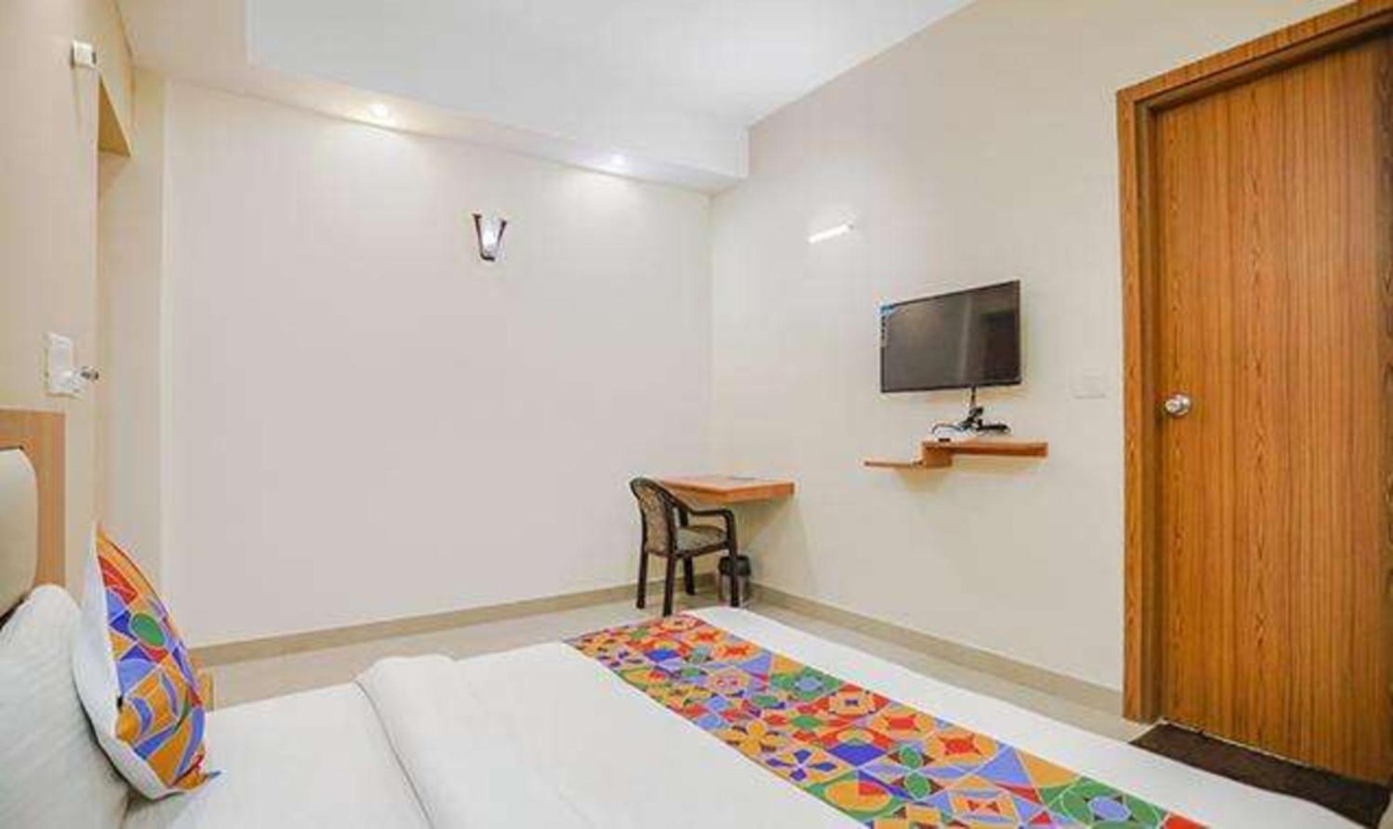 Fabhotel Royal Stay I Greater Noida Exterior photo